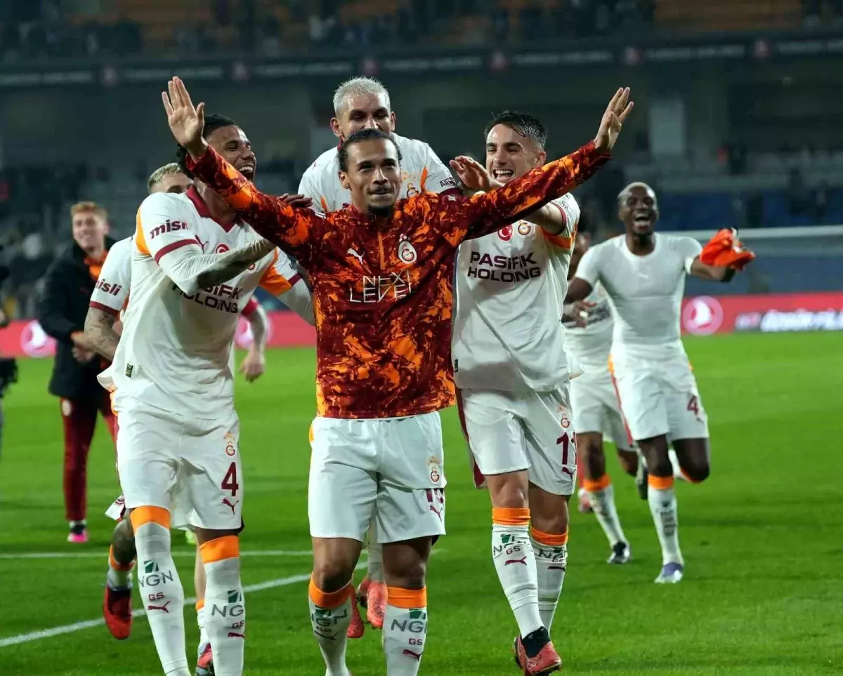 Leroy Sane Galatasaray\'a 2 Golle Kazandırdı