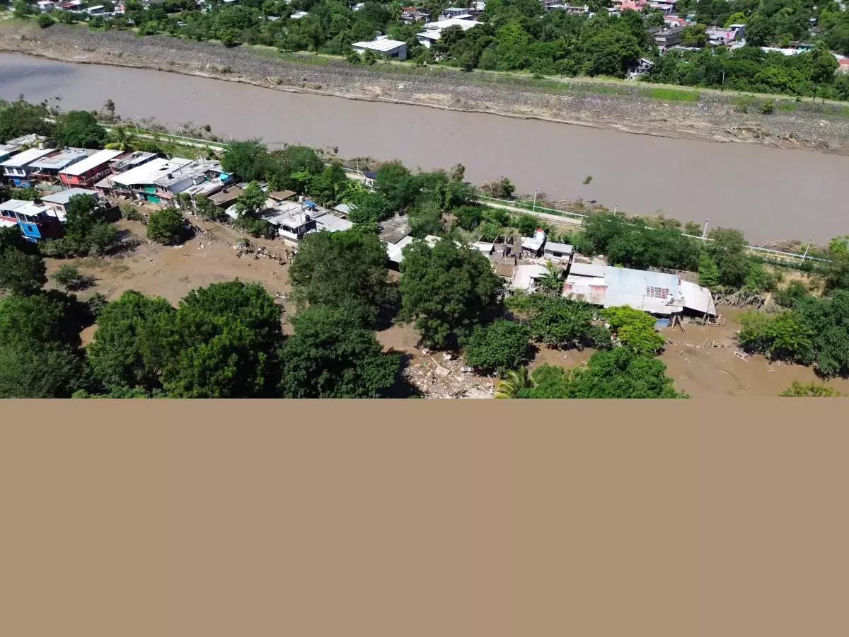 Meksika\'da Sel Felaketi: 72 Ölü