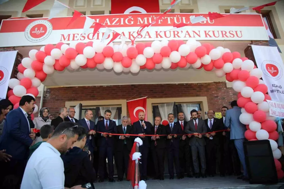 Bilal Erdoğan Elazığ\'da Mescid-i Aksa Kur\'an Kursu\'nun Açılışına Katıldı