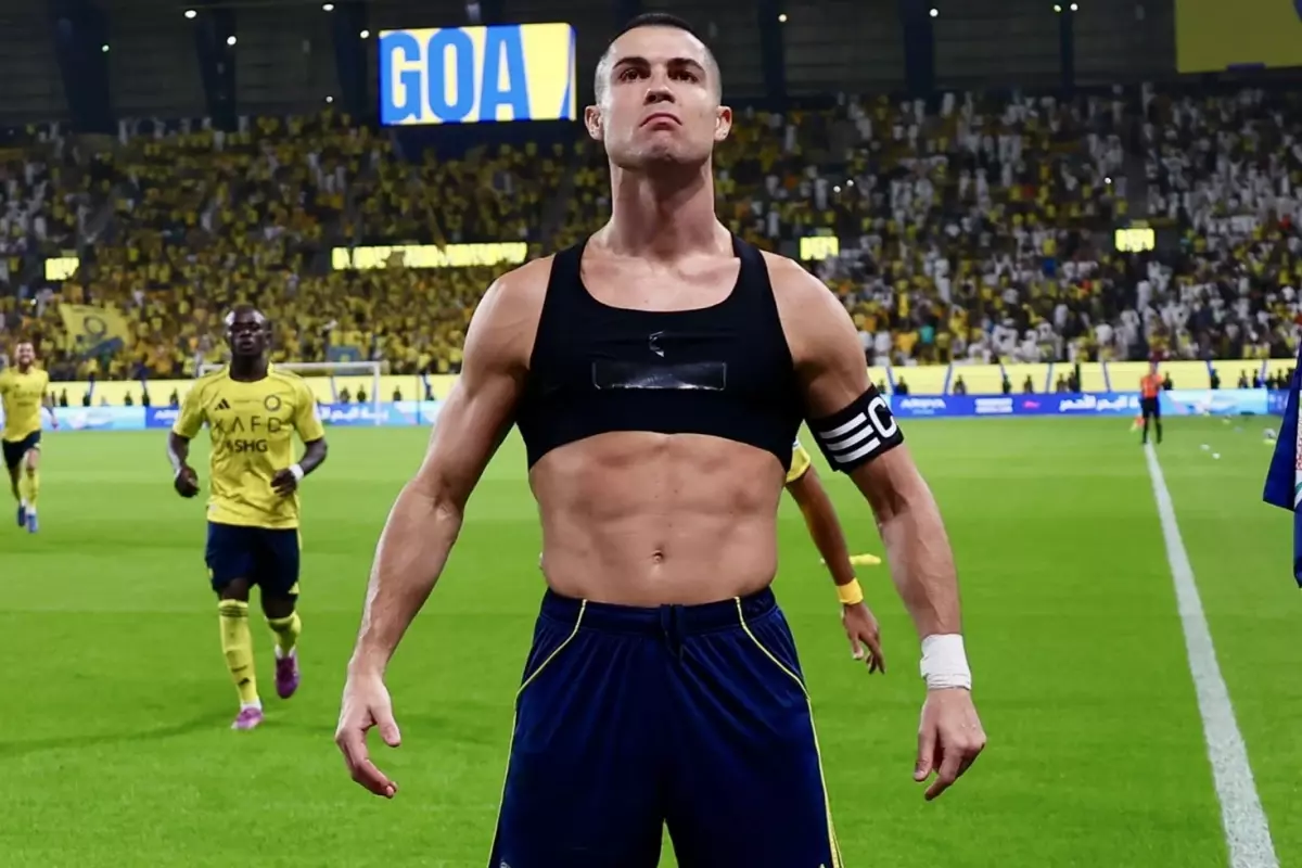 Ronaldo yine attı, Al Nassr rakibini beşledi