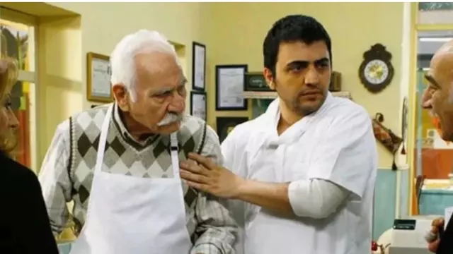 Sanat dünyası yasta! Arif Erkin Güzelbeyoğlu'na son veda