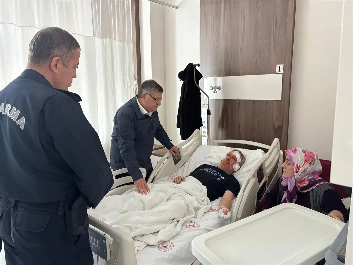 Sinop\'ta Otobüs Kazasında 13 Yaralı