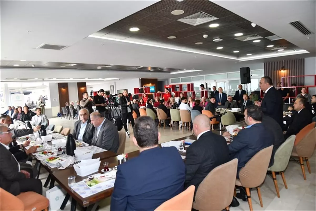 Muhtarlar Günü\'nde Vali Soytürk\'ten Ziyaret