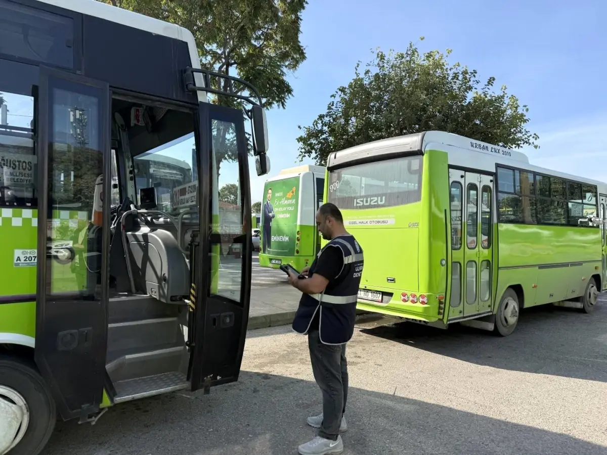Kocaeli\'de Toplu Taşıma Araçları Denetlendi: 49 Araç Kusurlu Bulundu