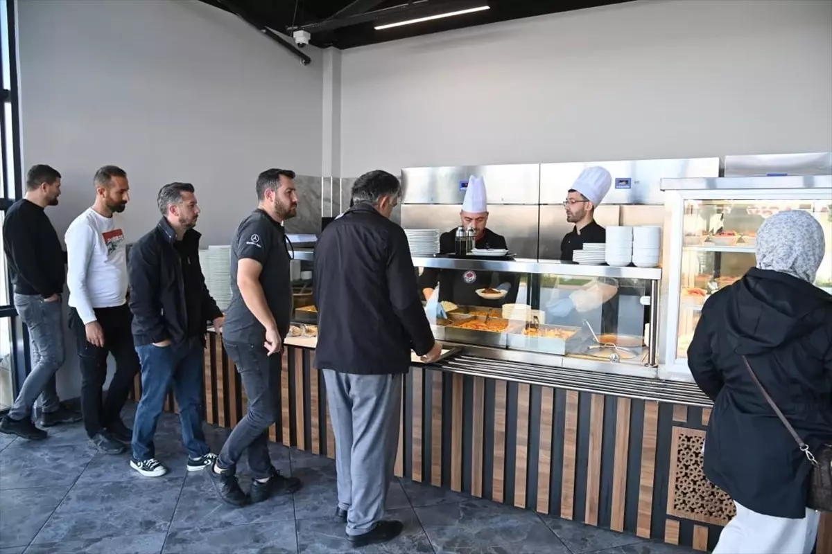 Esnaf Lokantası\'na Yoğun İlgi