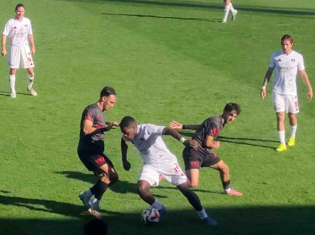 Vanspor ile Pendikspor 1-1 Berabere Kaldı