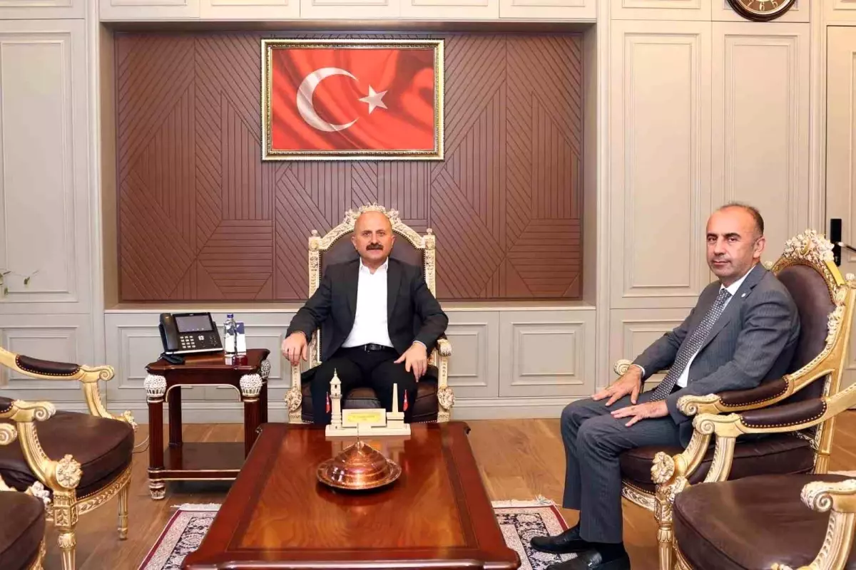 Vali Varol, Rektör Keleş\'i Ziyaret Etti