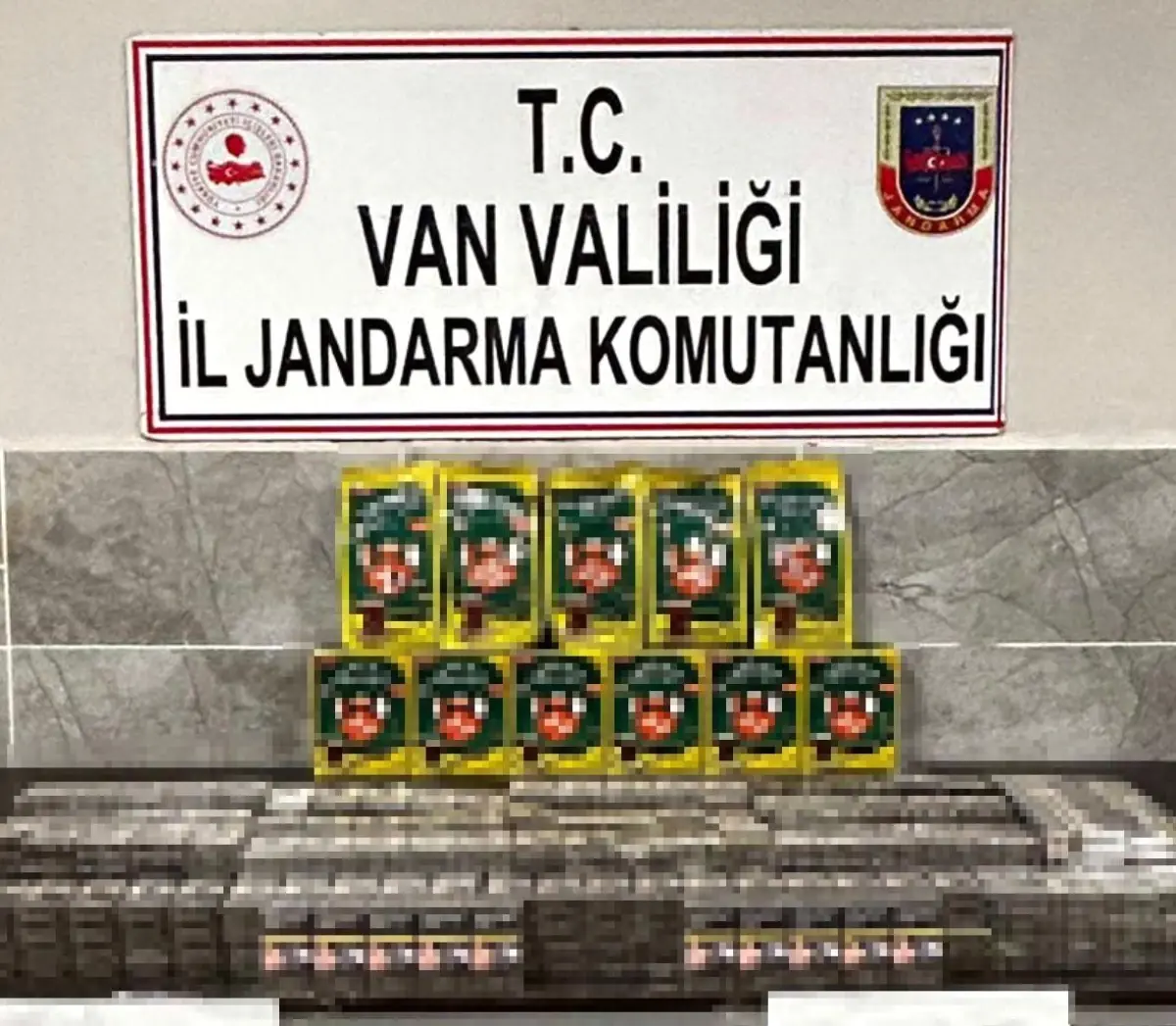 Van\'da 1460 Paket Kaçak Sigara Ele Geçirildi