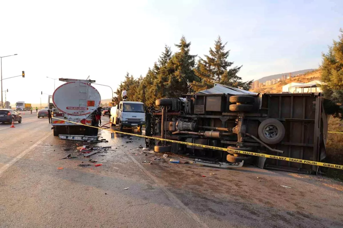 Kahramanmaraş\'ta Kaza: Kamyonet Sürücüsü Hayatını Kaybetti