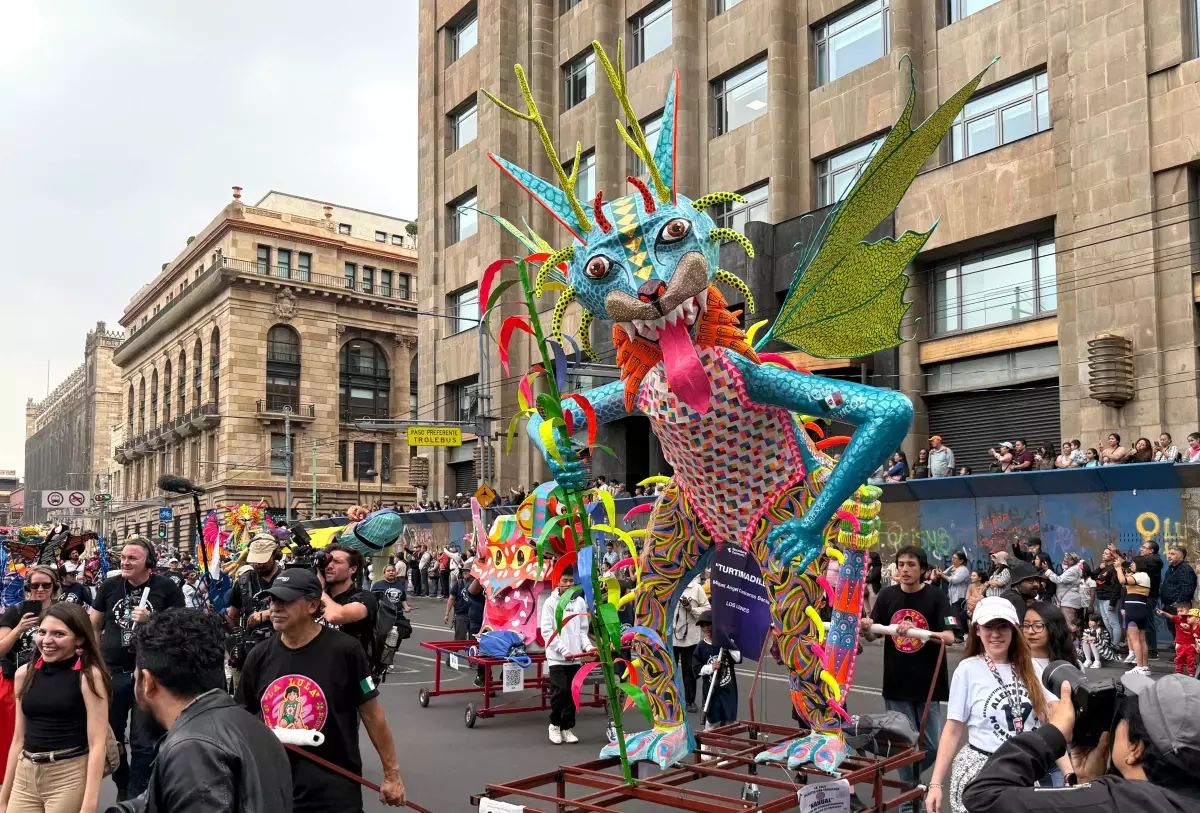 2025 Alebrijes Geçit Töreni Meksiko\'da