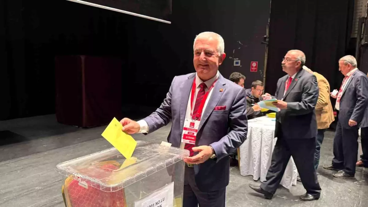 CHP Bilecik\'te Ali Özdemir Güven Tazeledi
