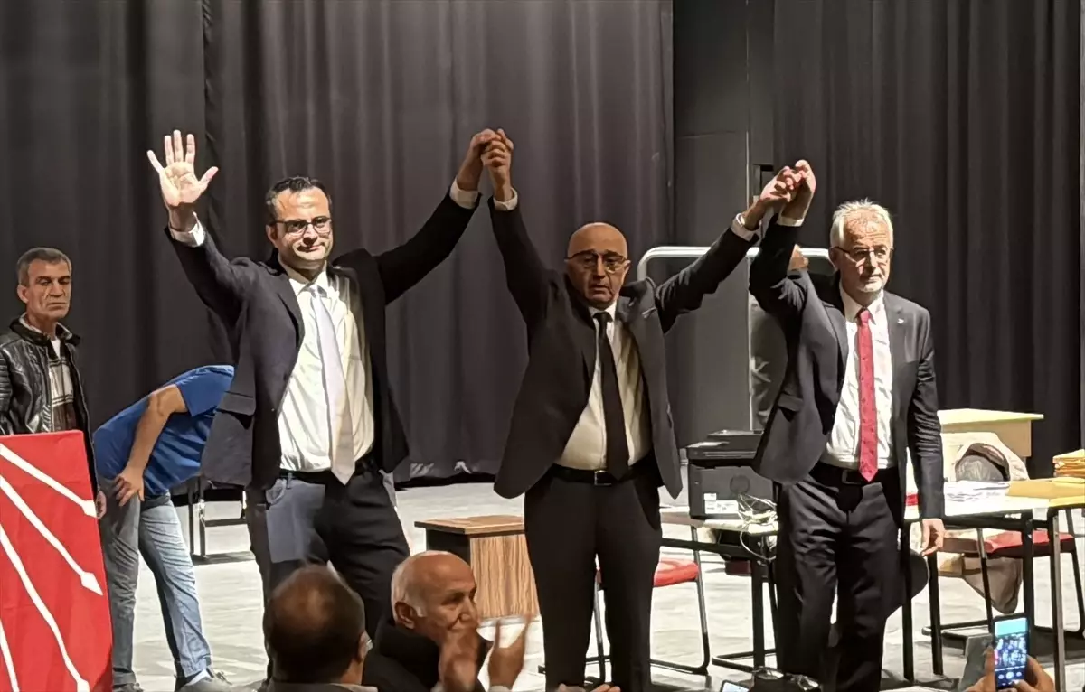 Vedat Yaşar, CHP Karabük İl Başkanlığına Yeniden Seçildi