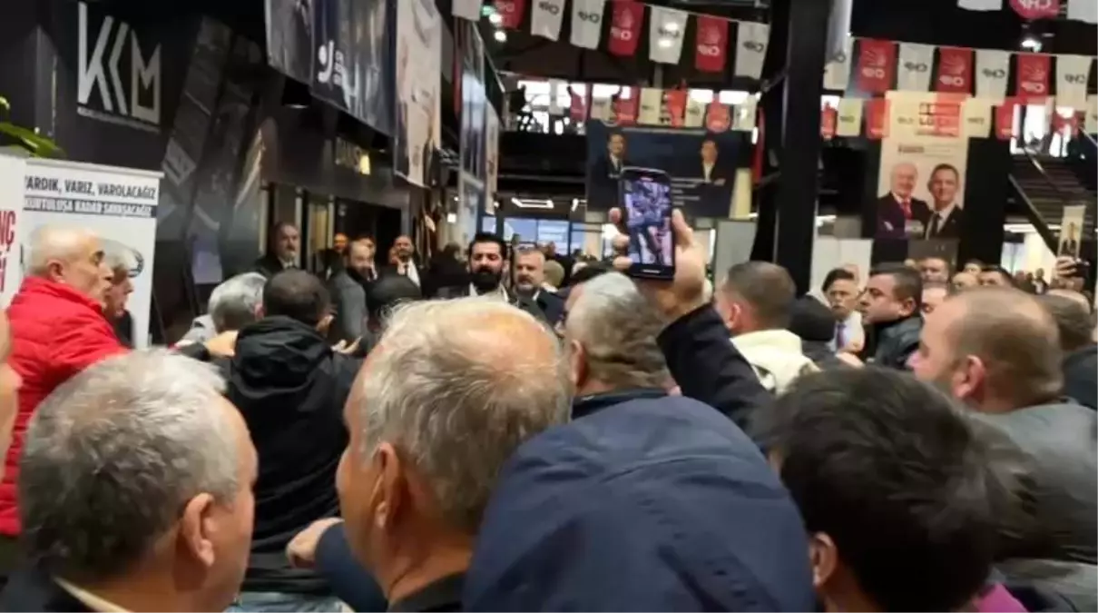 CHP Kocaeli İl Kongresi\'nde ortalık karıştı