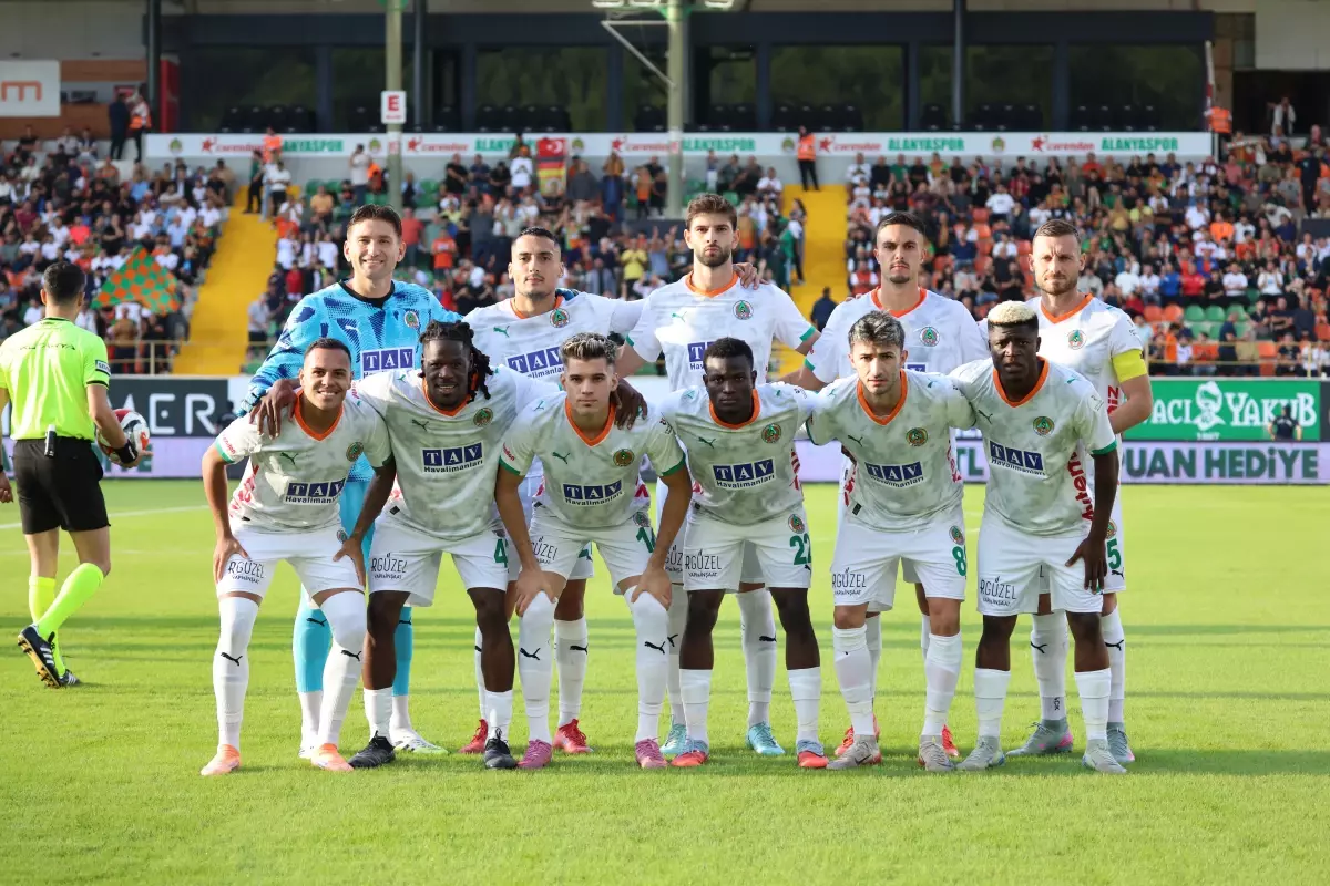 Alanyaspor, Göztepe\'yi 1-0 Yendi