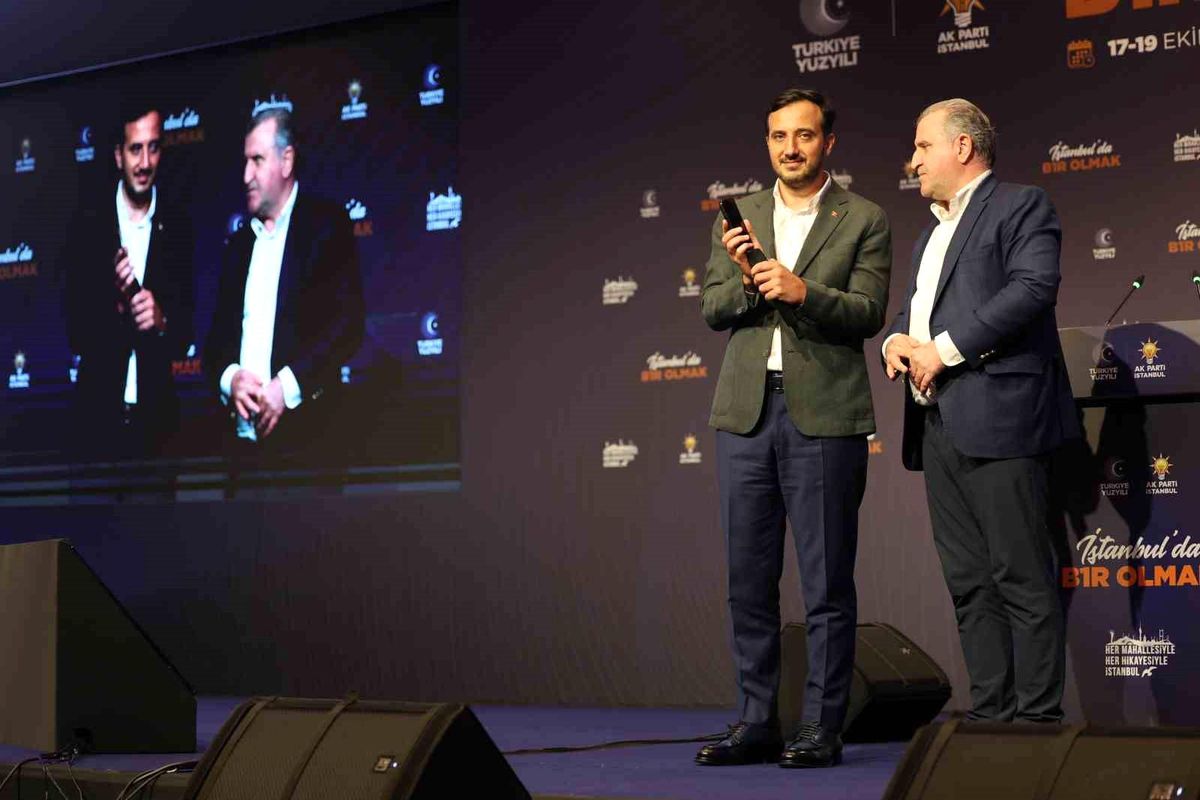 Cumhurbaşkanı Erdoğan\'dan İstanbul teşkilatına tebrik mesajı