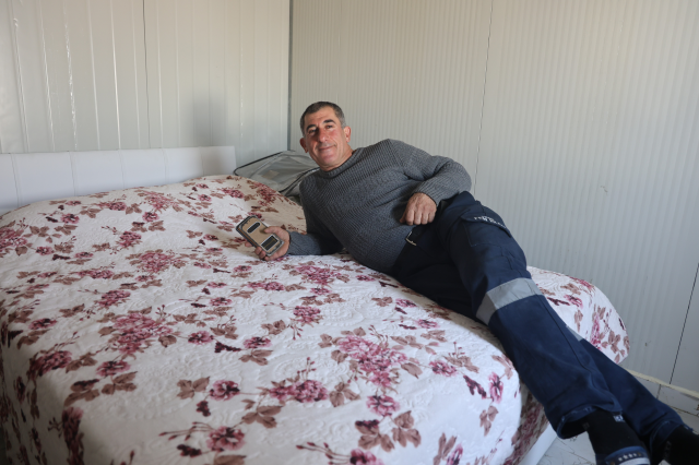 Depremden sonra mağarada yaşamaya başlayan adamı yıkan karar