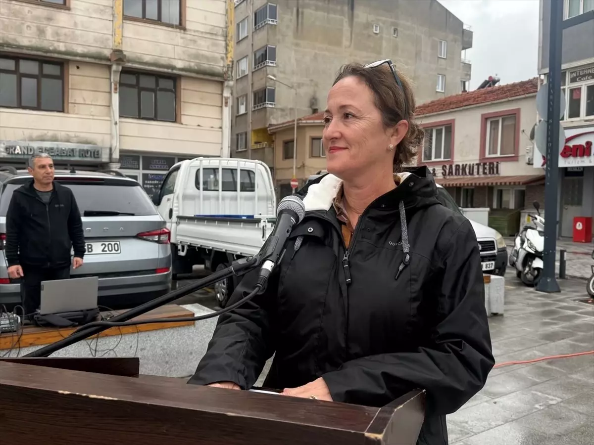 Eceabat\'ta Muhtarlar Günü Töreni