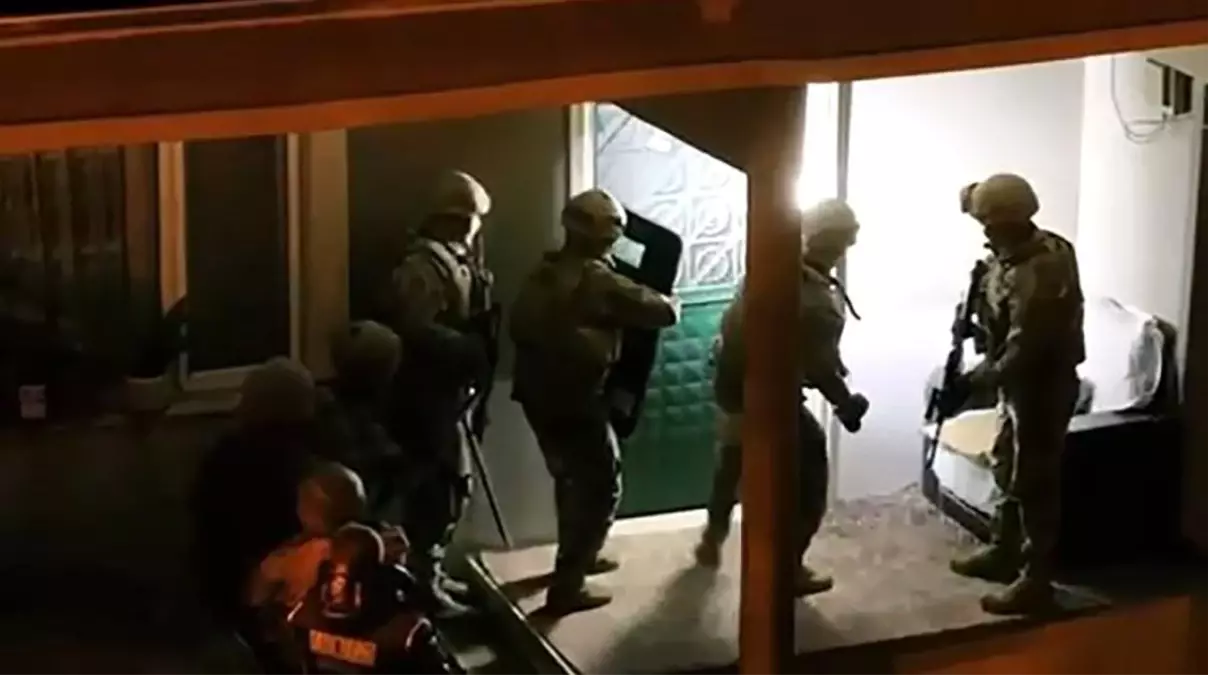 Bursa\'da \'Gündoğmuşlar\' Çetesine Operasyon