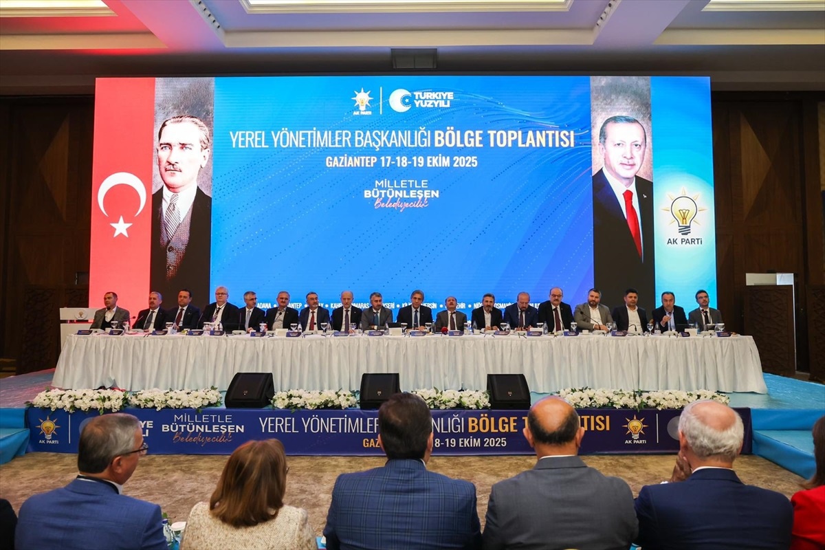 AK Parti Yerel Yönetimler Toplantısı Sona Erdi
