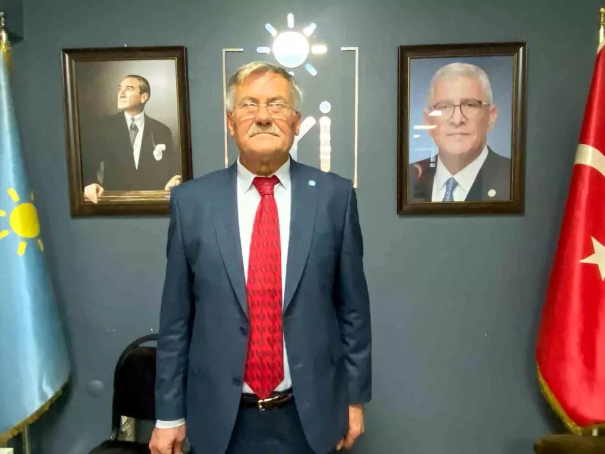 Bahattin Ulutaş, İYİ Parti Alaşehir\'de Yeniden Başkan Seçildi