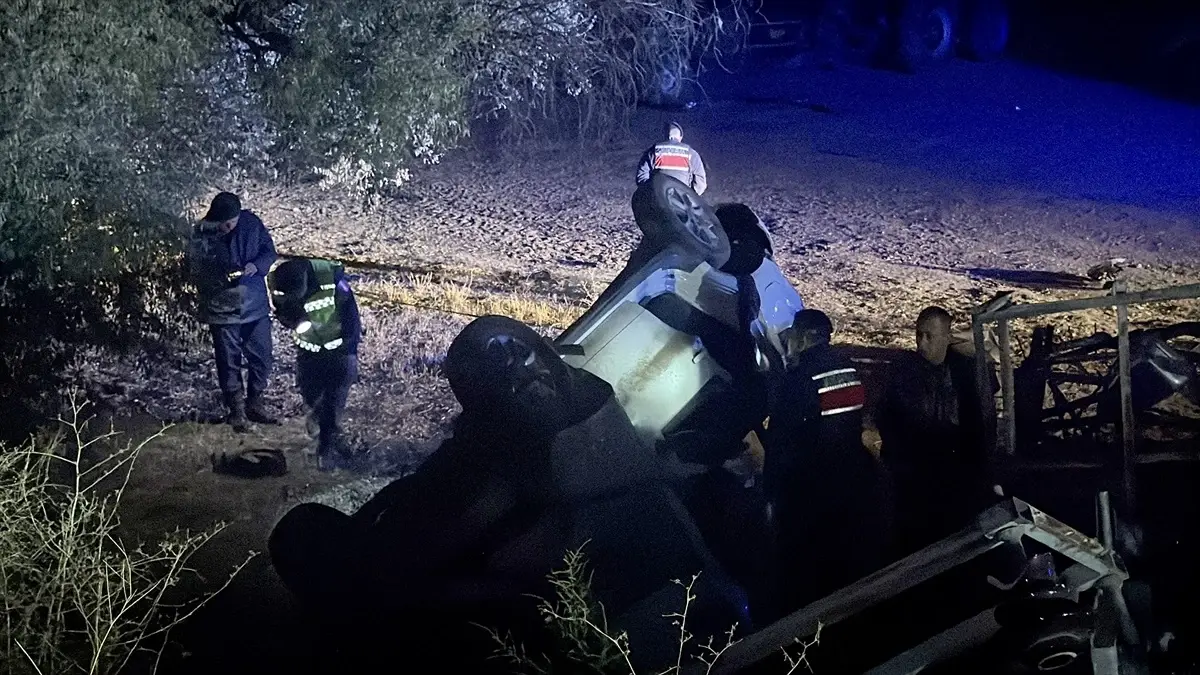 Kayseri\'de Trafik Kazası: 1 Ölü, 2 Yaralı