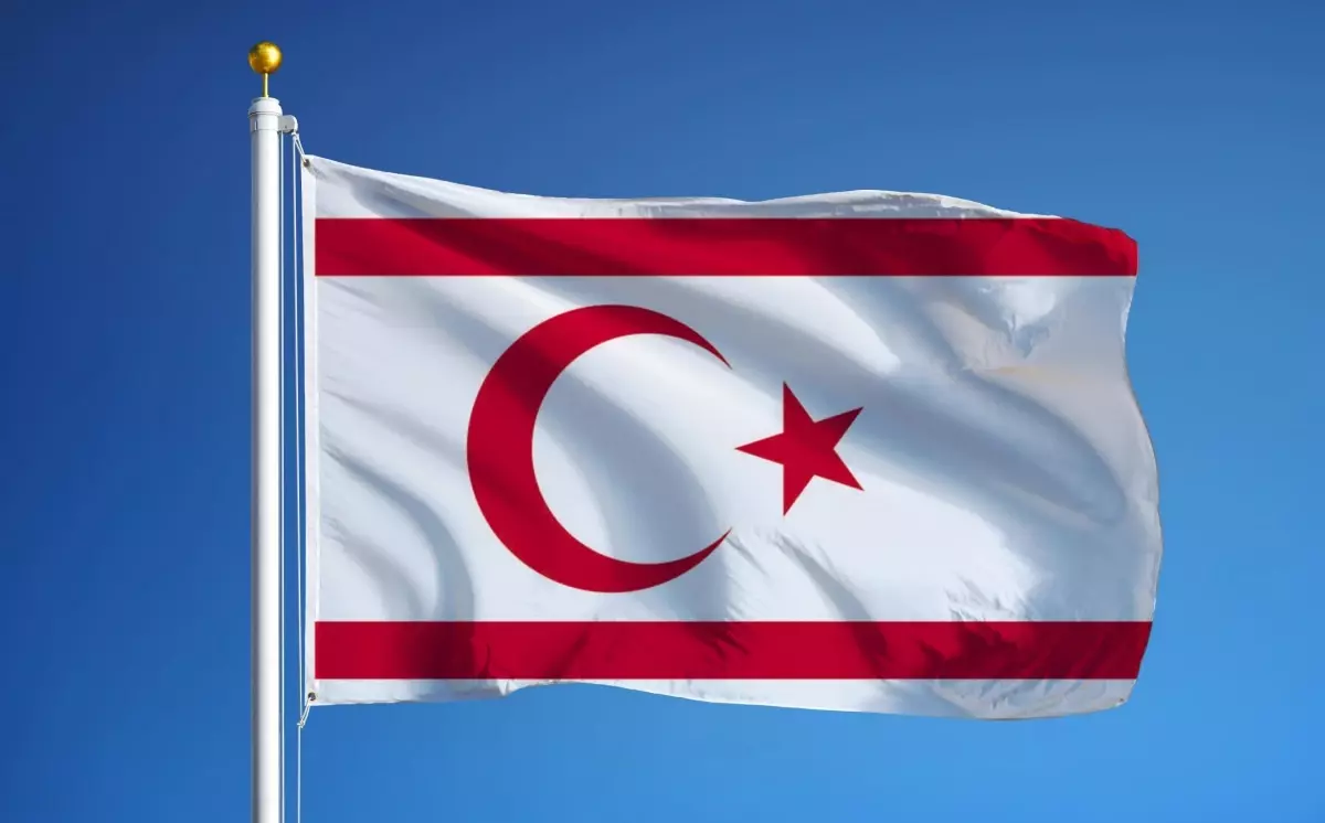 KKTC\'de Cumhurbaşkanı Seçimi Başladı