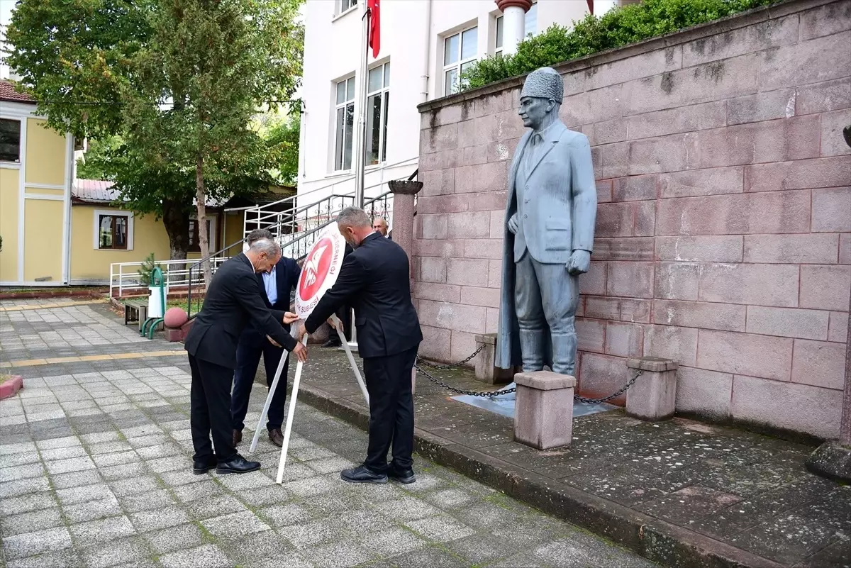 Ladik\'te Muhtarlar Günü Kutlandı