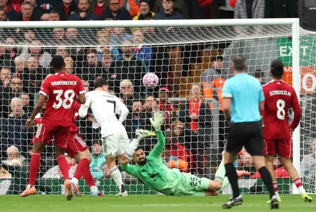 Galatasaray resmen kimyalarını bozdu! Liverpool'a bir darbe daha