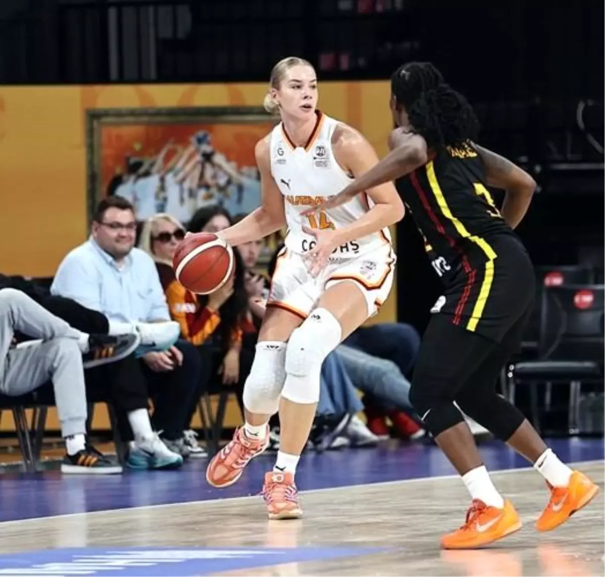 Galatasaray, Melikgazi\'yi 75-52 Yendi