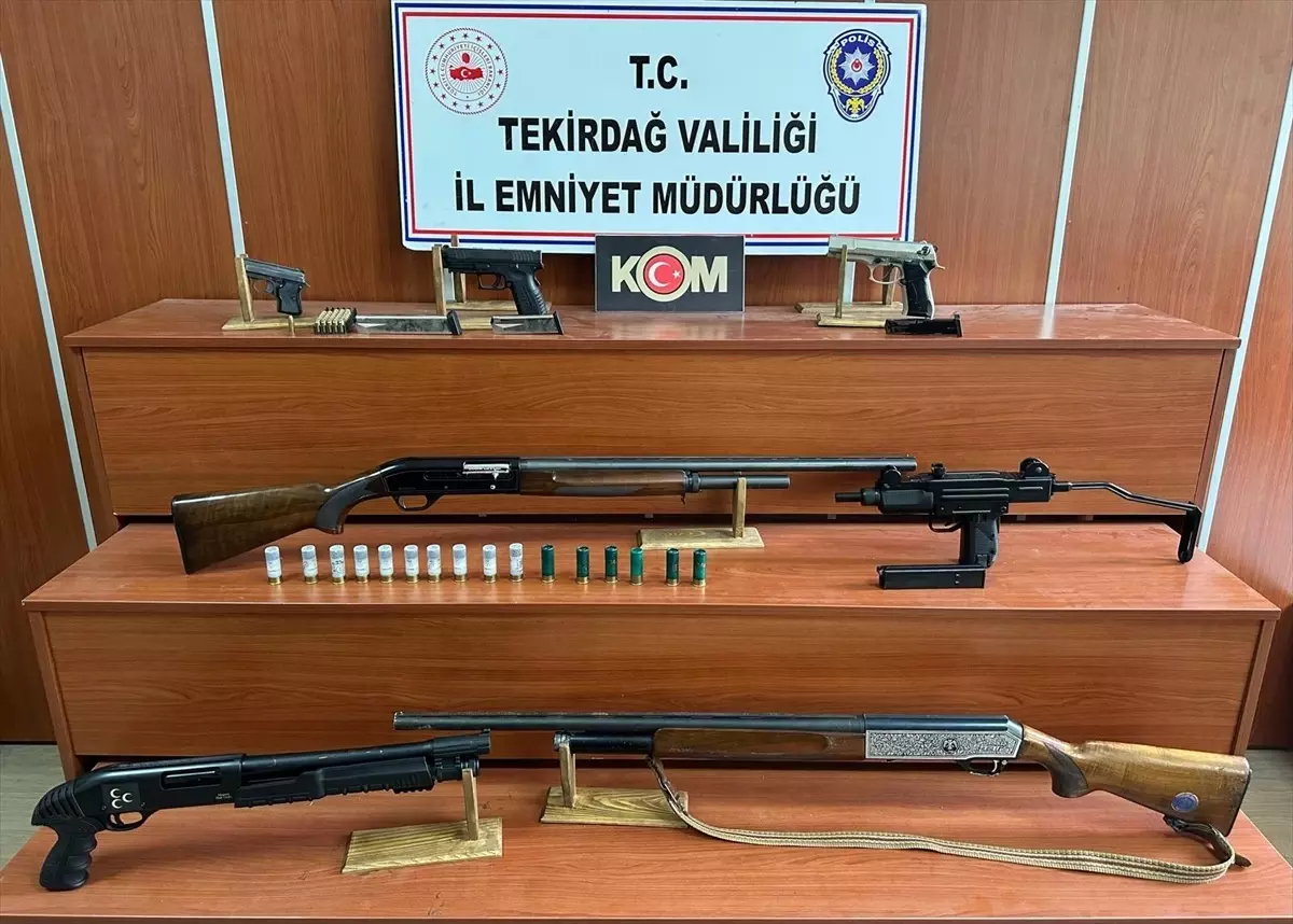 Tekirdağ\'da Kaçakçılık Operasyonu: 20 Gözaltı