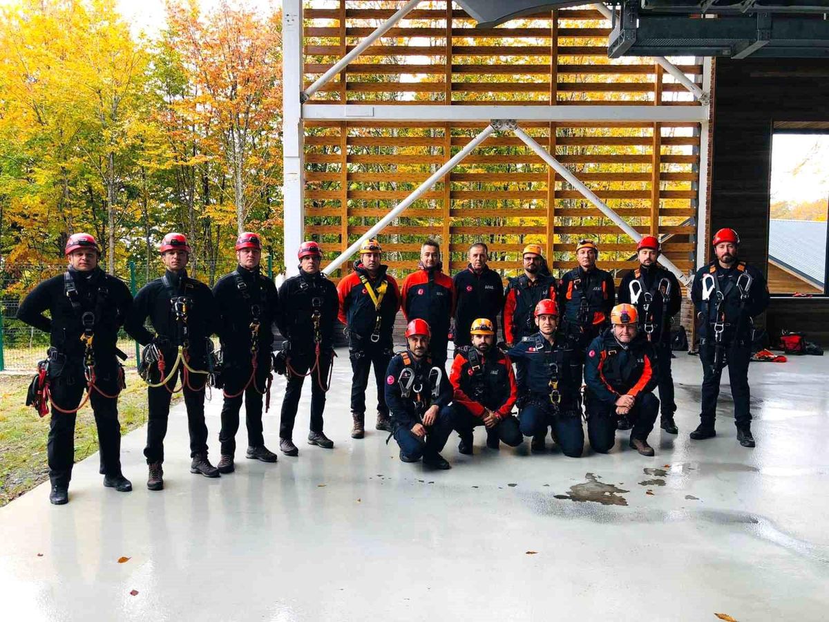 Kartepe Teleferik\'te Acil Durum Kurtarma Tatbikatı Gerçekleştirildi