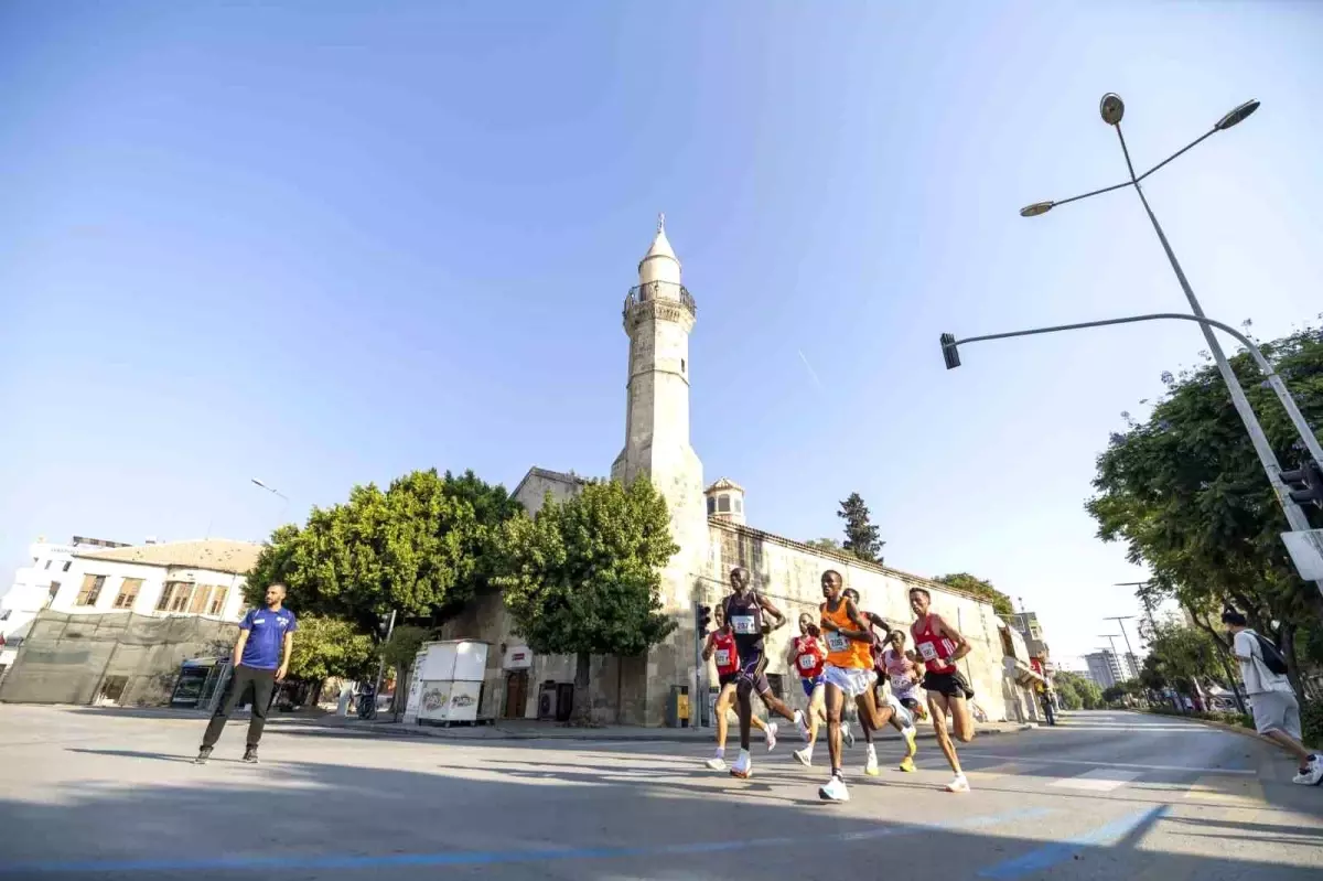 Uluslararası Tarsus Yarı Maratonu\'nda Türk Sporcular Zirvede