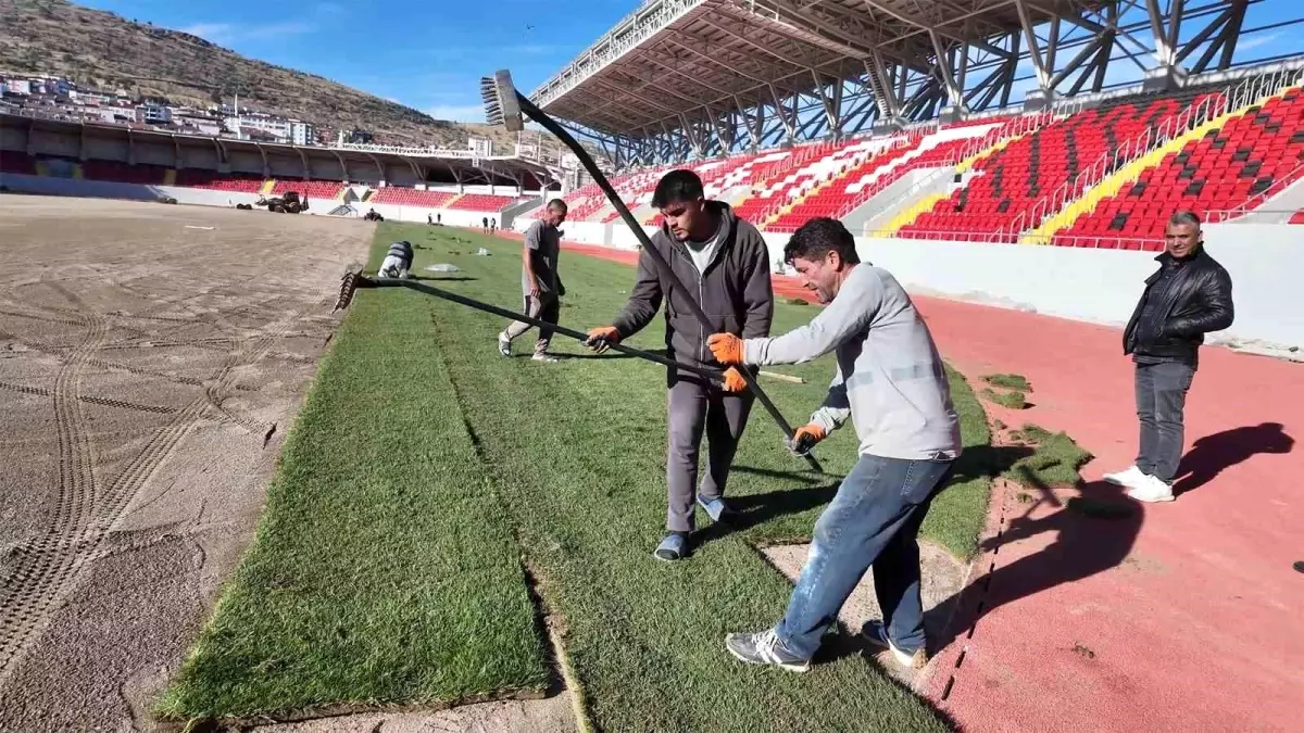 Yozgat Bozok Stadı\'nın İnşaatı Tamamlanma Aşamasında