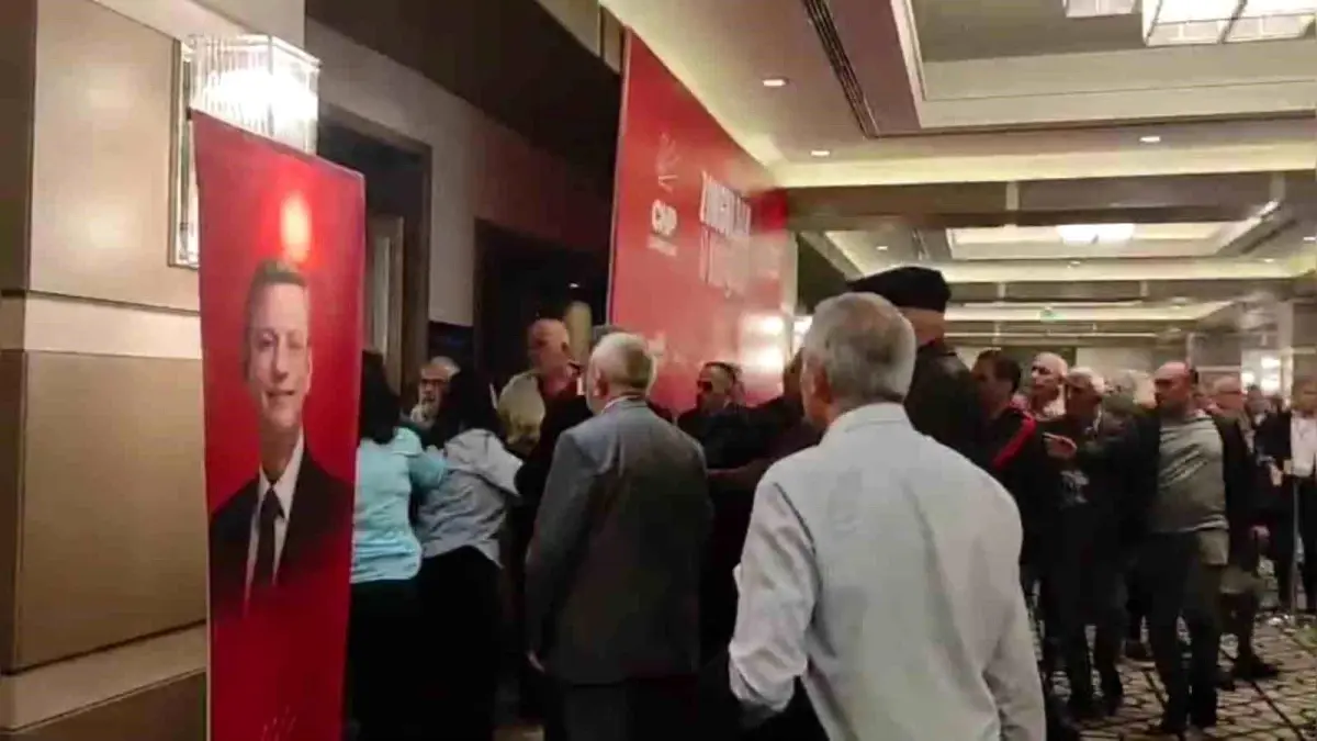 CHP Zonguldak Kongresinde Kavga Çıktı
