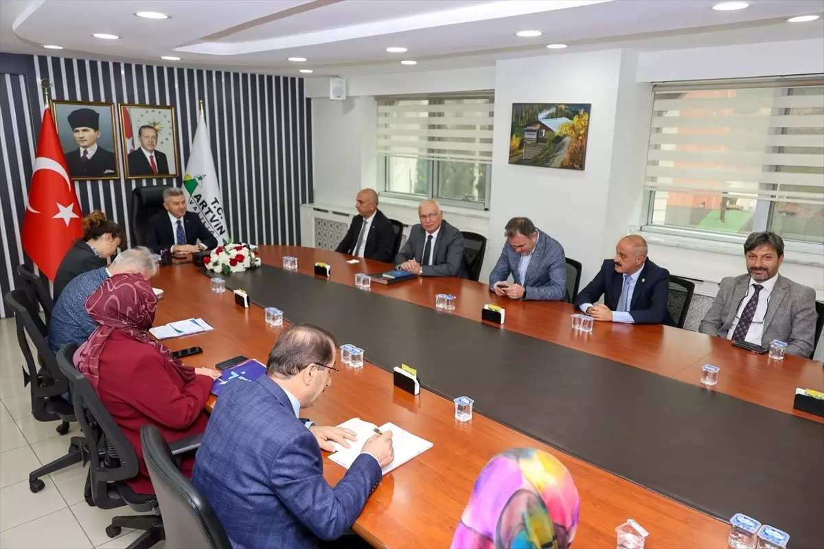 Artvin\'de İstihdam ve Eğitim Toplantısı