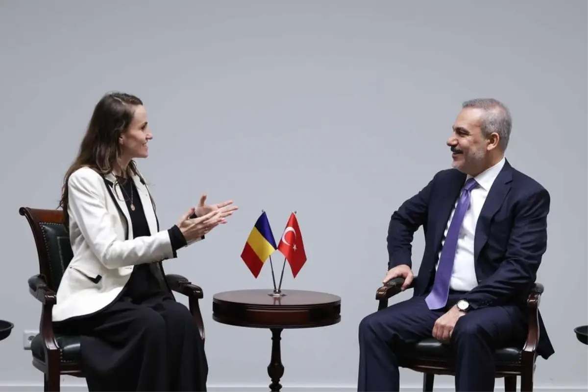 Fidan, Lüksemburg\'da Romanya Bakanı ile Görüştü