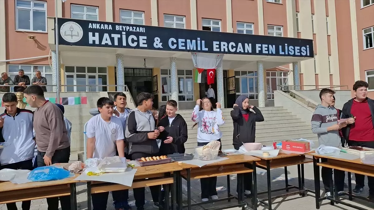 Beypazarı\'nda "Bir Okul, Bin Umut Gazze" kermesi açıldı