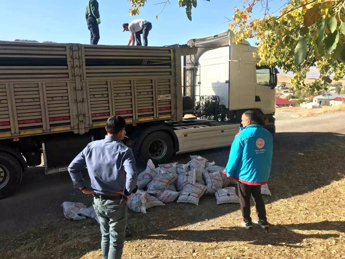 Bulanık\'ta Kış İçin Kömür Desteği