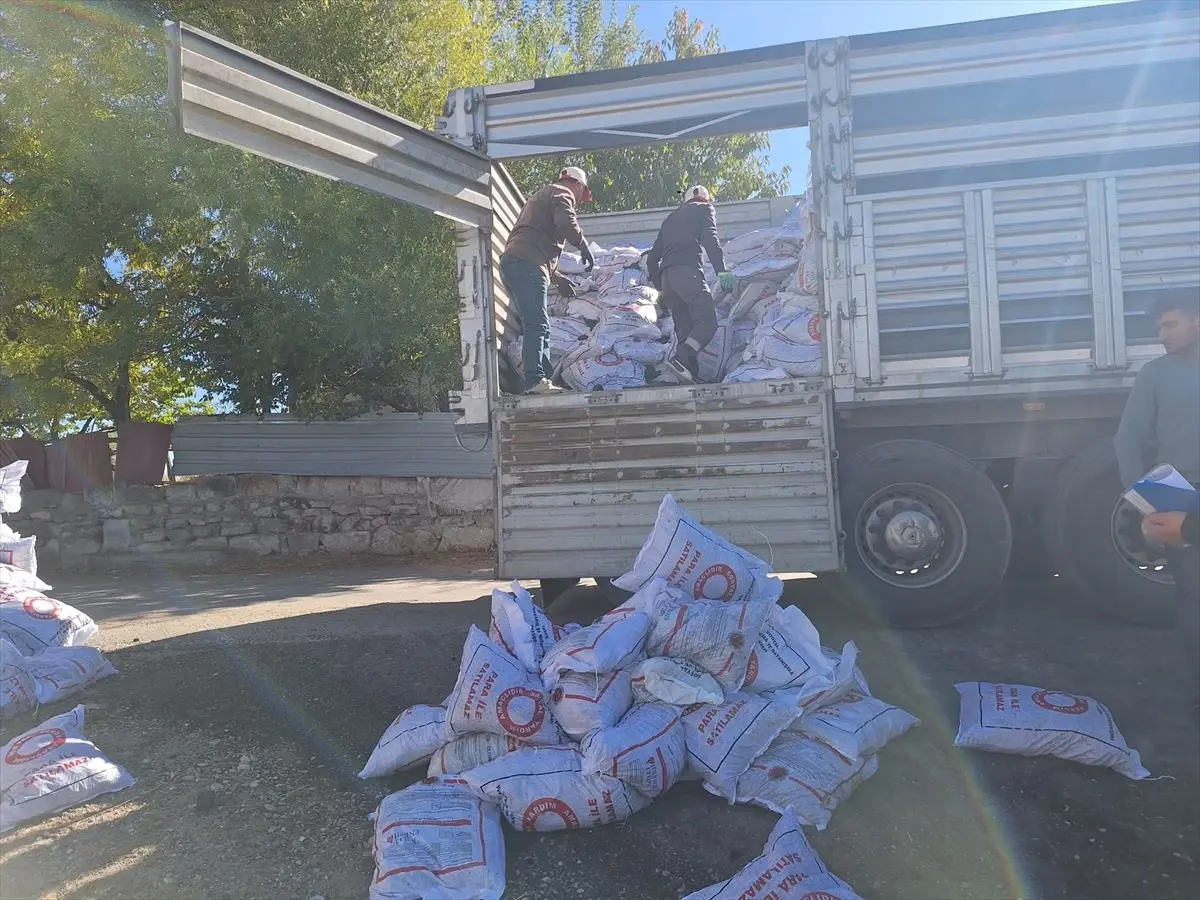 Muş\'ta 5 Bin Aileye Kömür Yardımı