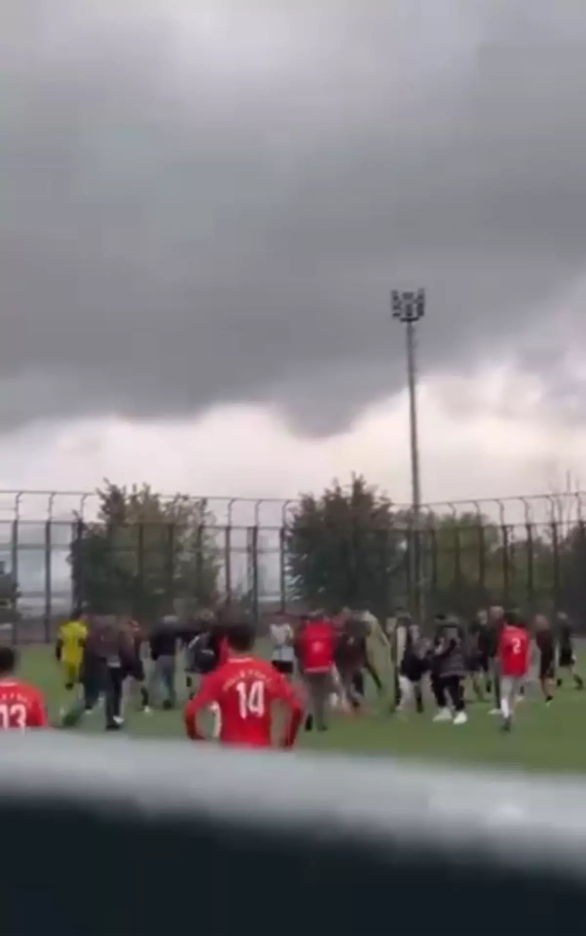 Bursa\'da U16 Maçında Kavga Çıktı