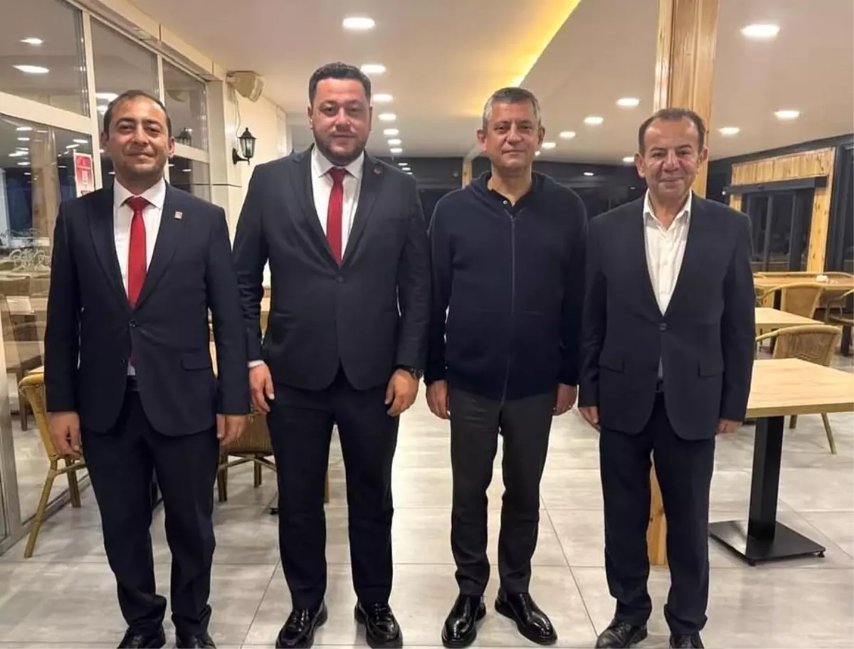 Özgür Özel, Bolu İl Başkanı Karagöz\'ü Tebrik Etti