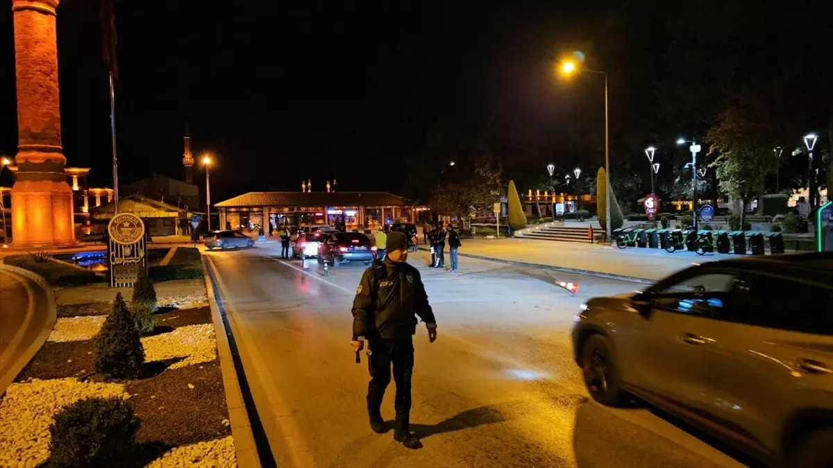 Çorum\'da 11 Suçlu Yakalandı