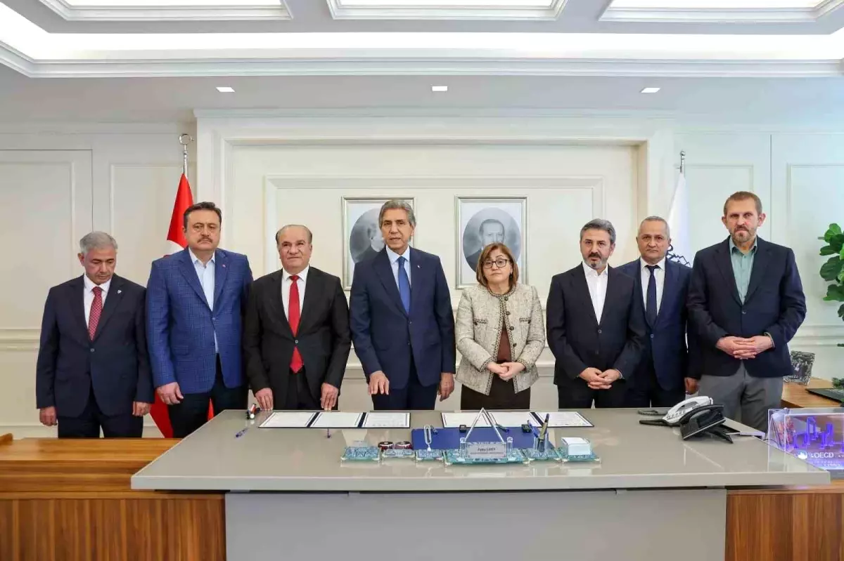 Gaziantep\'te Ampute Bireylere Ücretsiz Ortez-Protez ve Mesleki Eğitim Projesi