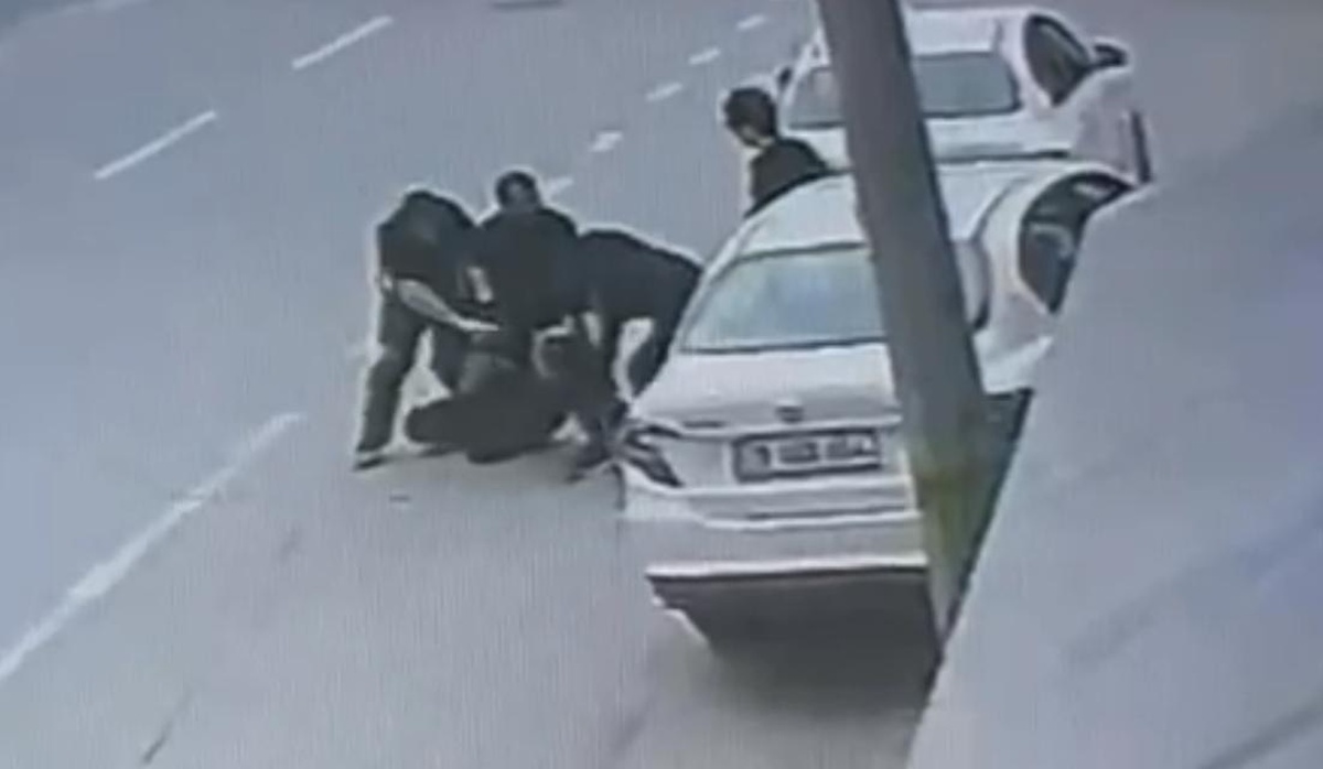 Bursa\'da Drift Atan Sürücü Polise Saldırdı