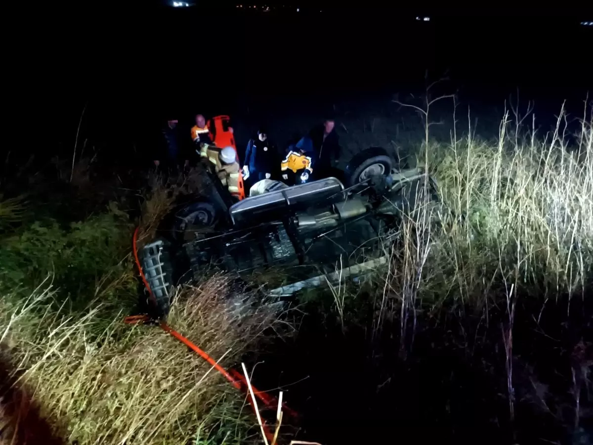 Uzunköprü\'de Otomobil Devrildi