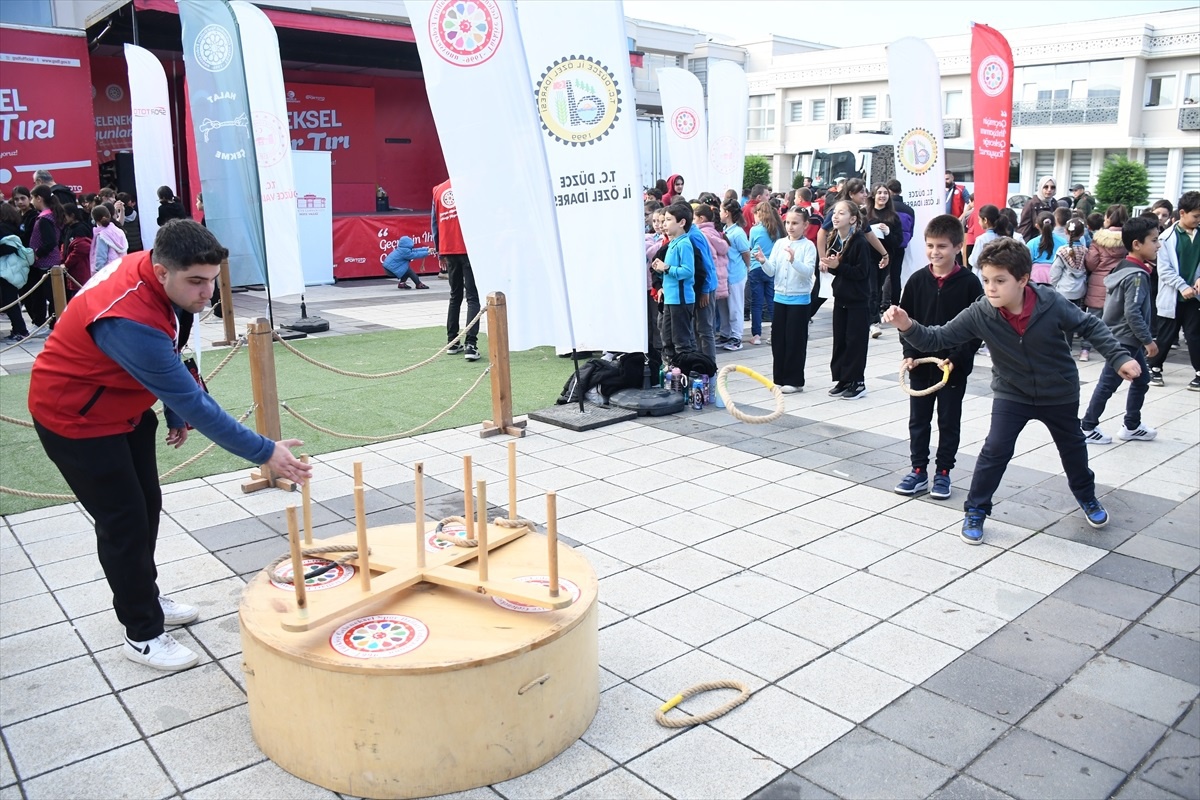 Düzce\'de Geleneksel Oyunlar Tırı Etkinliği