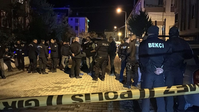 Halı sahada Edremit saldırganı paniği Halı sahada Edremit saldırganı paniği