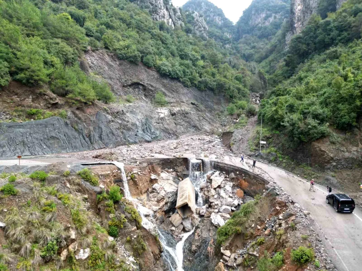 Hatay\'da Şiddetli Yağış ve Taşkın
