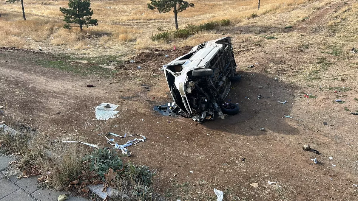 Sivas\'ta Ehliyetsiz Sürücü Kaza Sonucu Hayatını Kaybetti