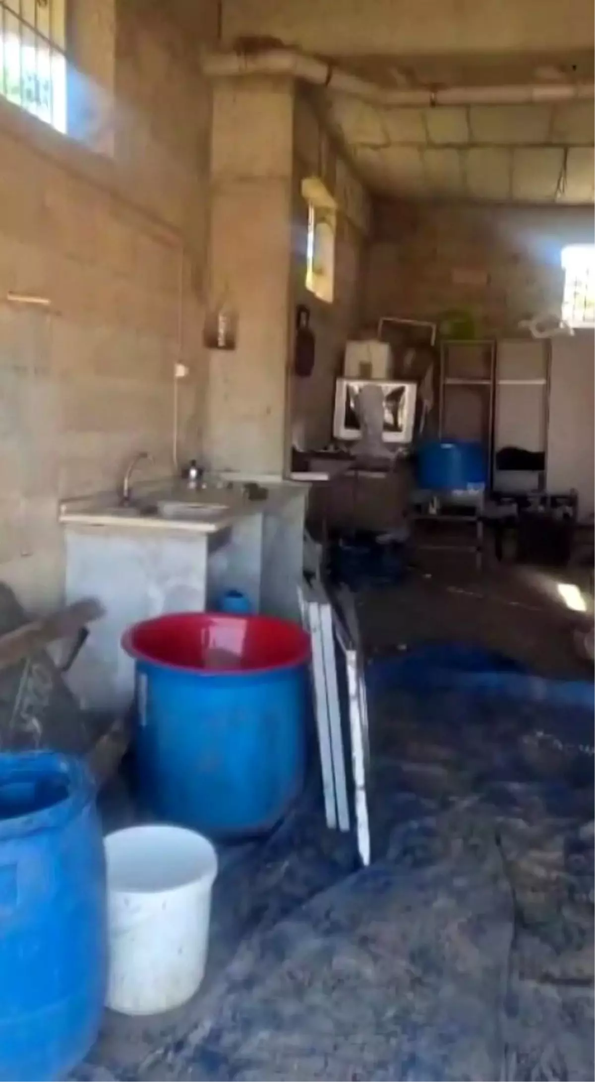 Kilis\'te Hijyen Kurallarına Uymayan İmalathane Kapatıldı